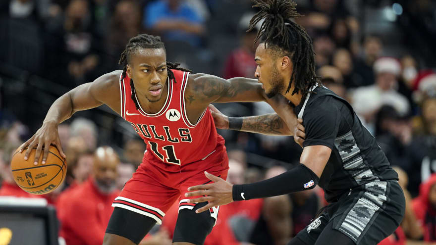 Three Realistic Trade Ideas for Ayo Dosunmu