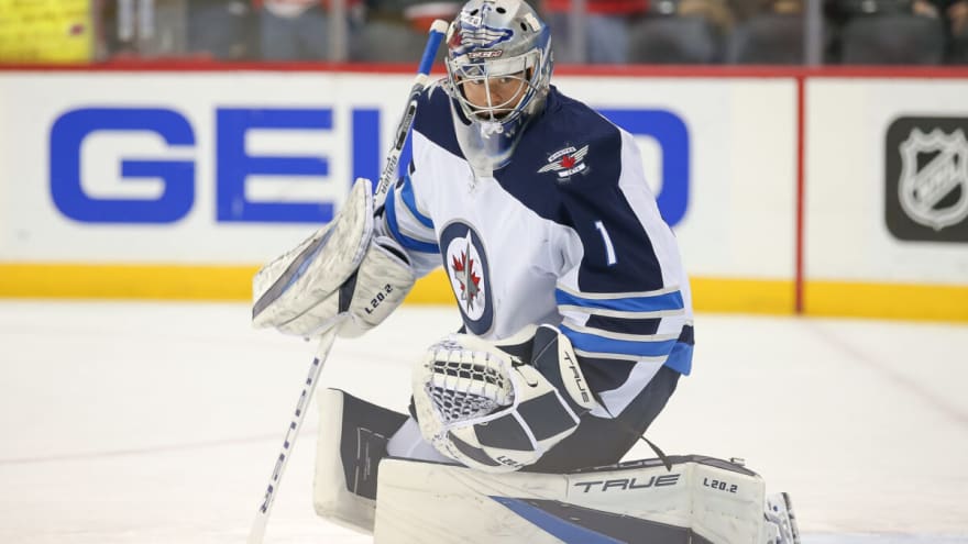 Scheifele & Comrie Lead Jets to 5-2 Win Over Islanders