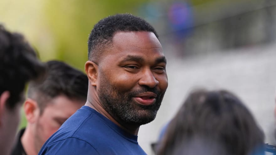 Here&#39;s everything Patriots HC Jerod Mayo said prior to the first day of OTAs at Gillette Stadium