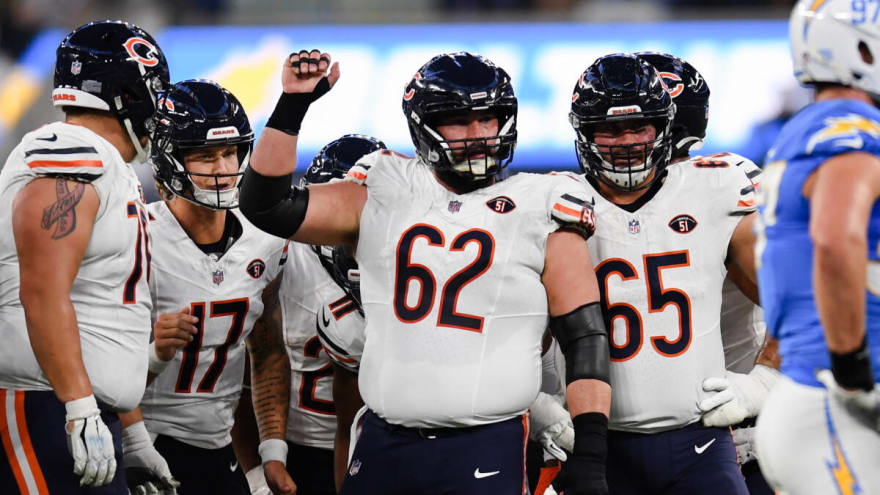 Former Bears Offensive Lineman Signs with Saints