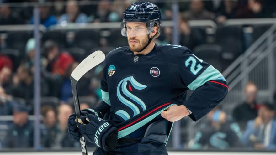 Bet on Flyers to pursue a left-shot defenseman next