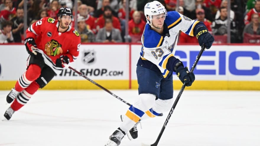 Blues sign Hunter Skinner to one-year, two-way contract