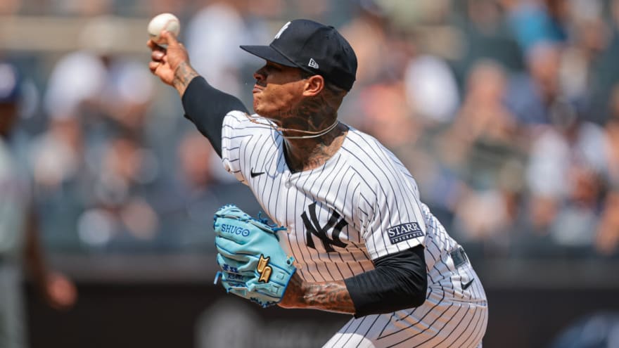 Yankees&#39; Decision on Veteran Pitcher Hinges on a Bullpen