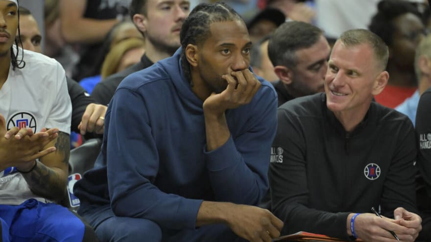 Kawhi Leonard Looks Sad During Clippers&#39; Blowout Loss Against Mavericks