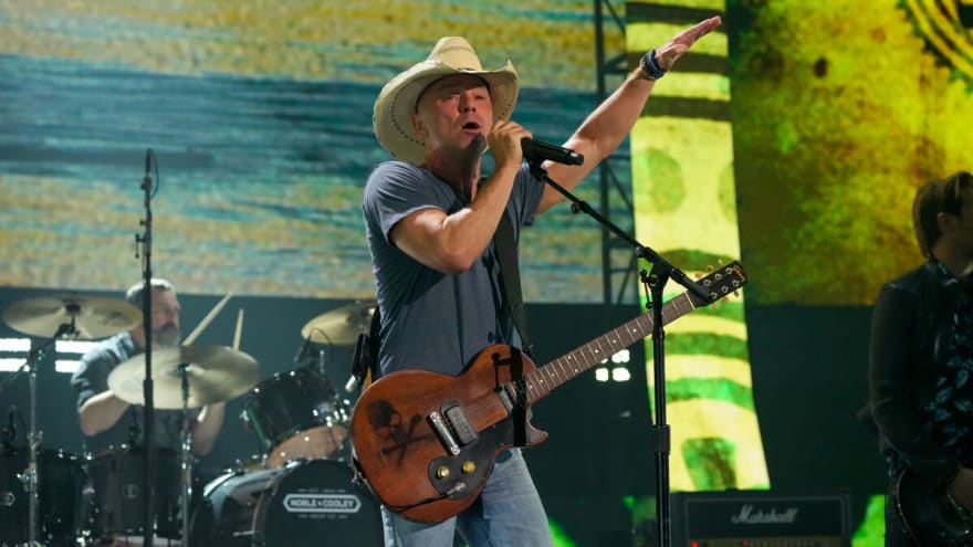 Record Breaking Night: Kenny Chesney at Denver&#39;s Empower Field