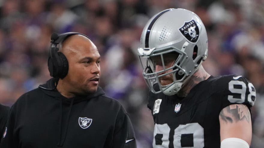 Defensive end Maxx Crosby pays tribute to Raiders legend Jim Otto