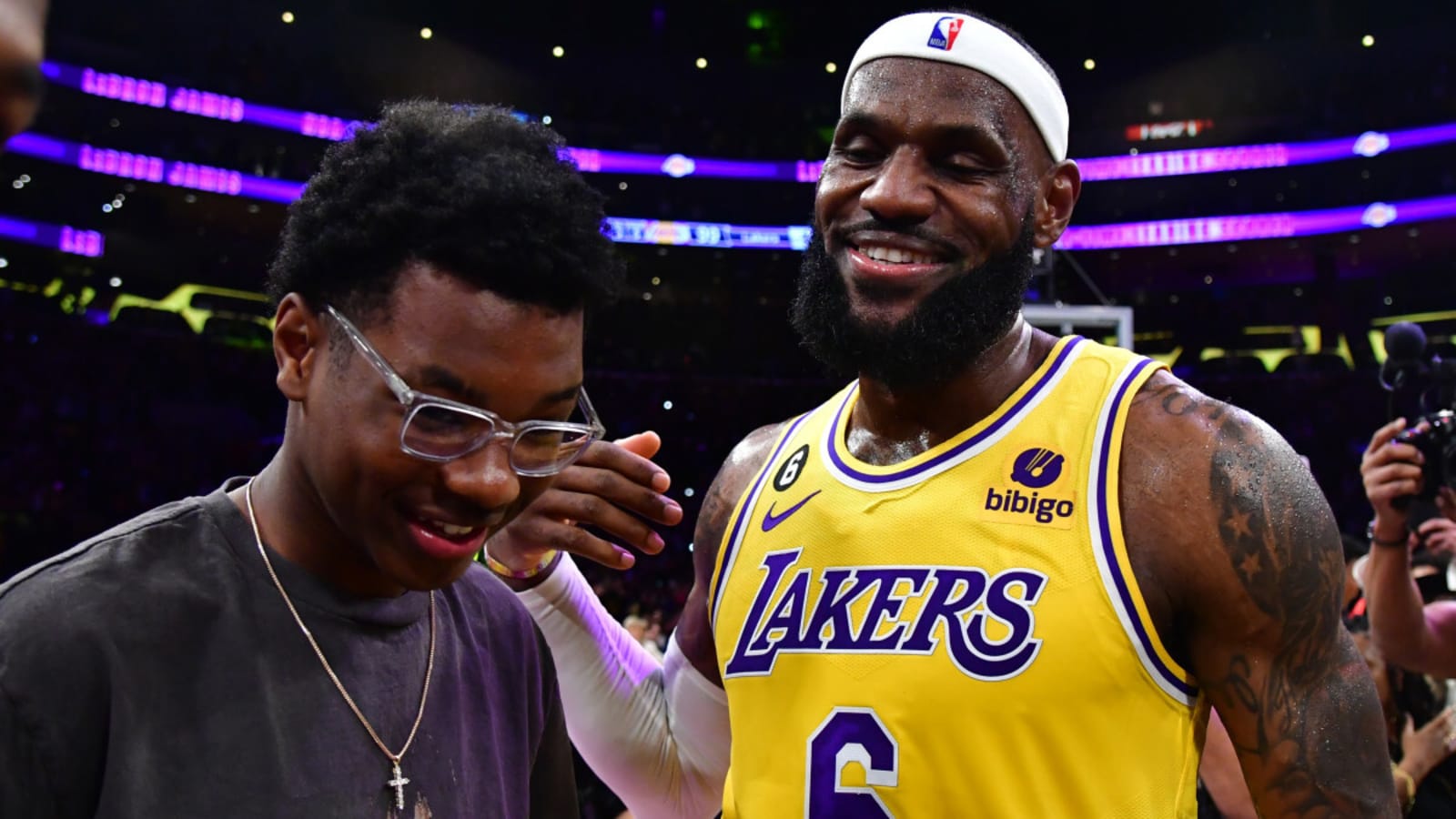 LeBron James Posts Big Flex After Bryce James&#39; Career Decision