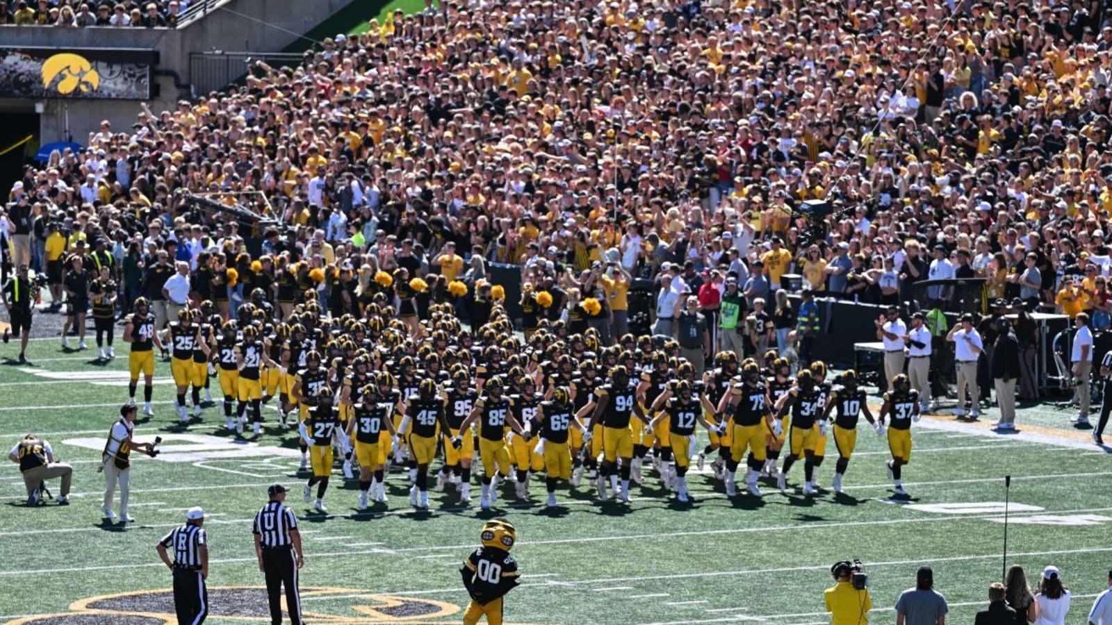 Iowa 2025 Football Schedule: Best & Worst Scenarios, Season Prediction