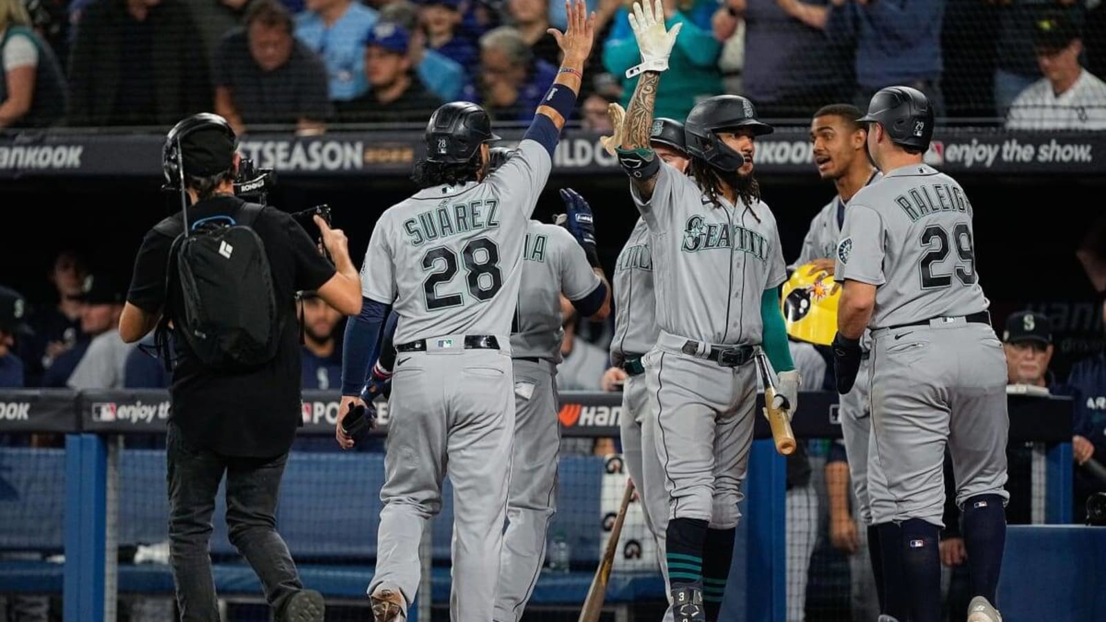 Watch: J.P. Crawford Ties Game for Mariners in 8th After Trailing 8-1