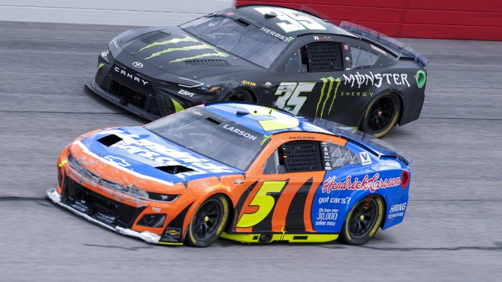 Kyle Larson&#39;s Team Radio Answers Questions About Bubba Wallace and Race Manipulation