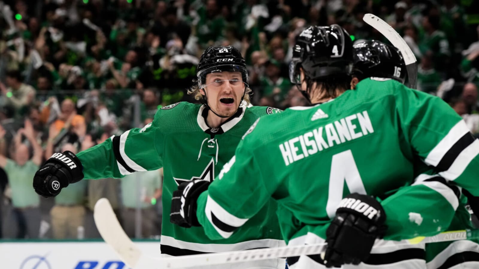Stars Defeat Capitals 3-1 to Earn 13th Home Win