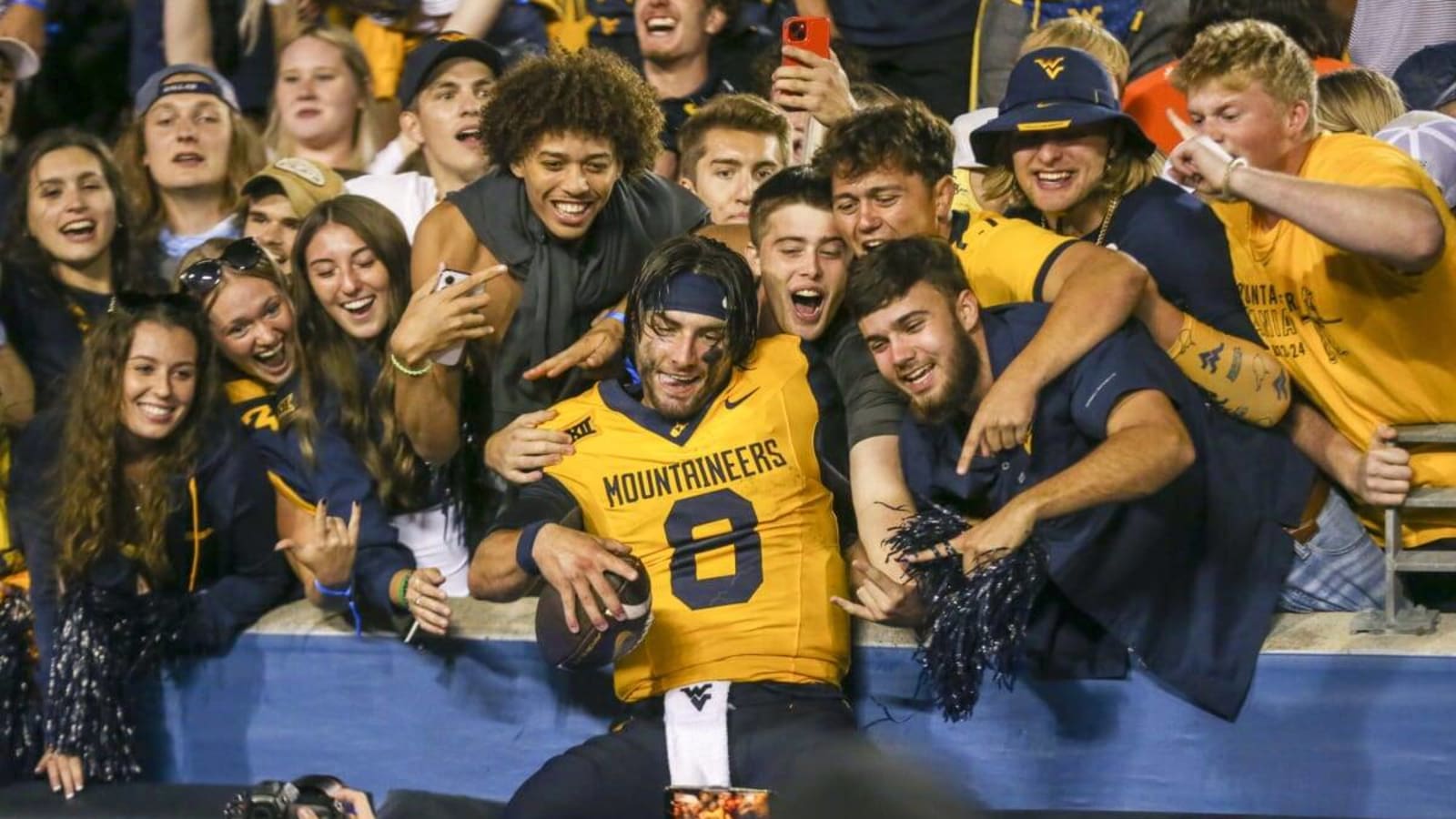 WVU QB Nicco Marchiol Commits to Country Roads Trust