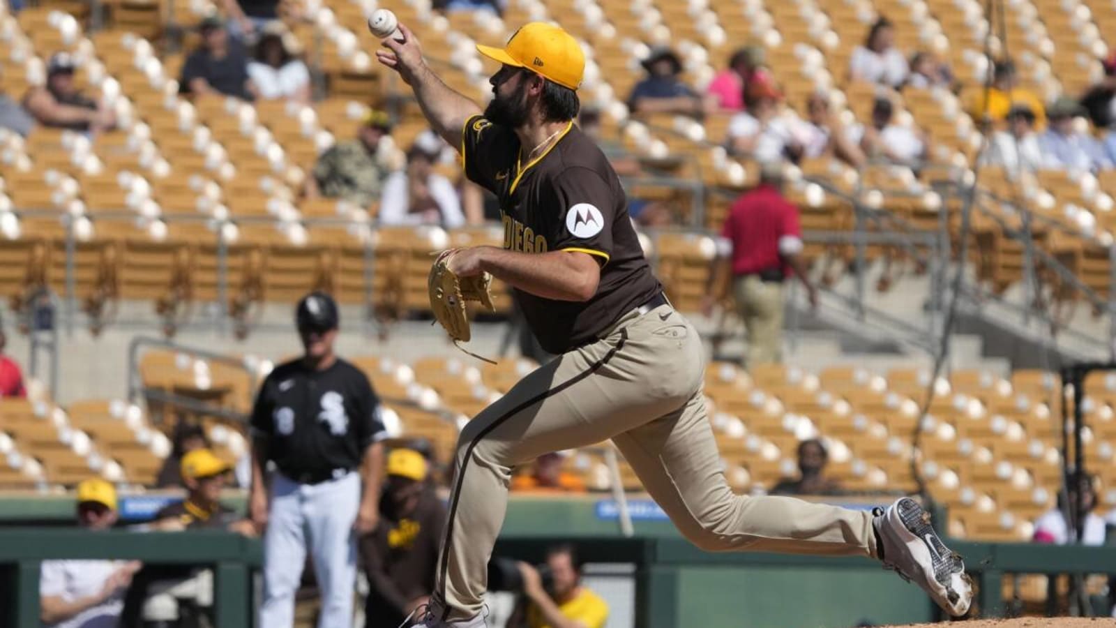 Padres&#39; Knuckleballer Making Push for Starting Rotation