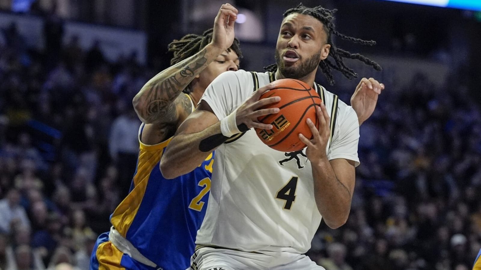 Former Gonzaga Center Enters Transfer Portal, Expected to Pursue Lawsuit Against NCAA to Reclaim Eligibility