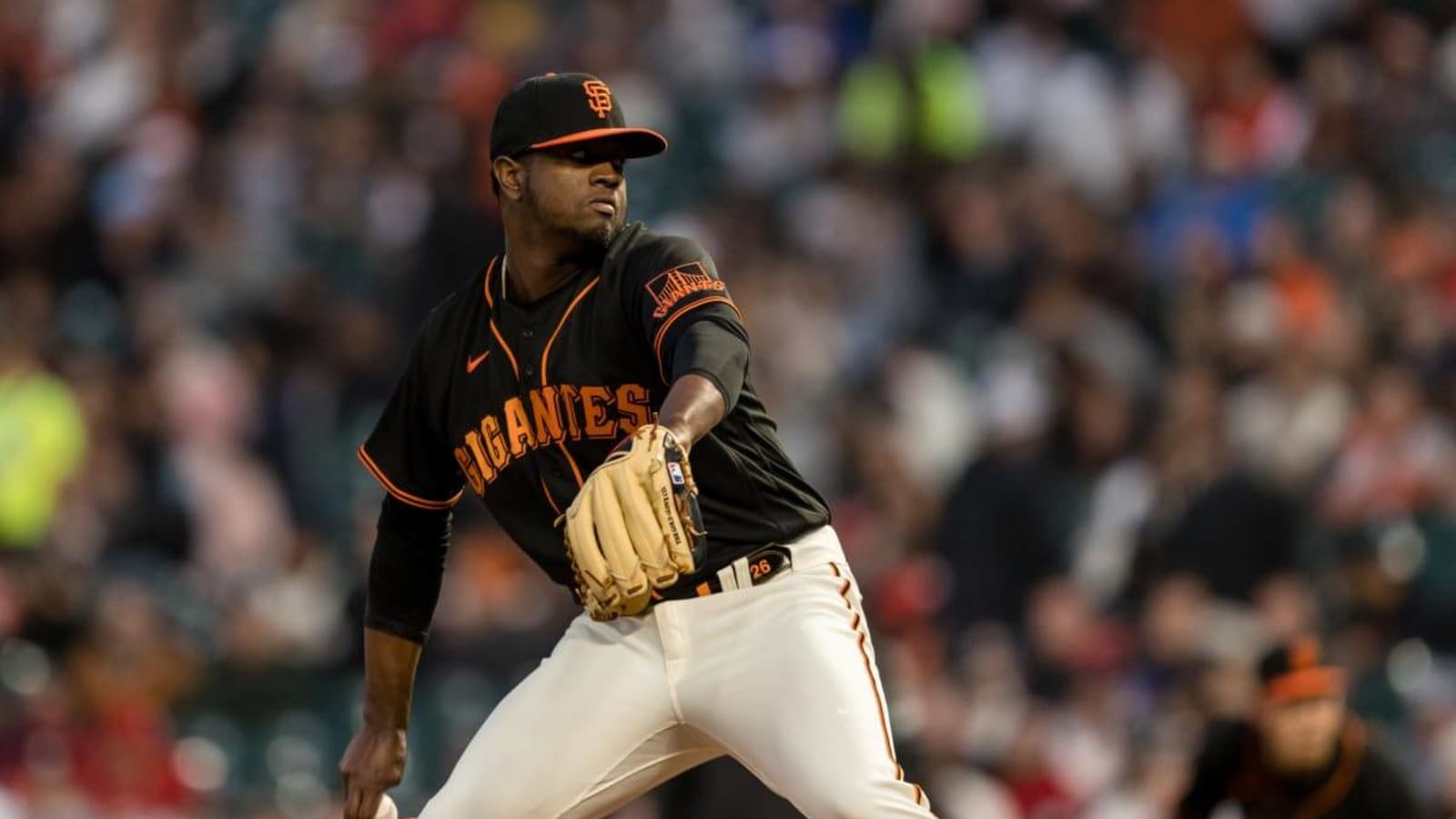  Giants DFA hard-throwing pitching prospect Gregory Santos