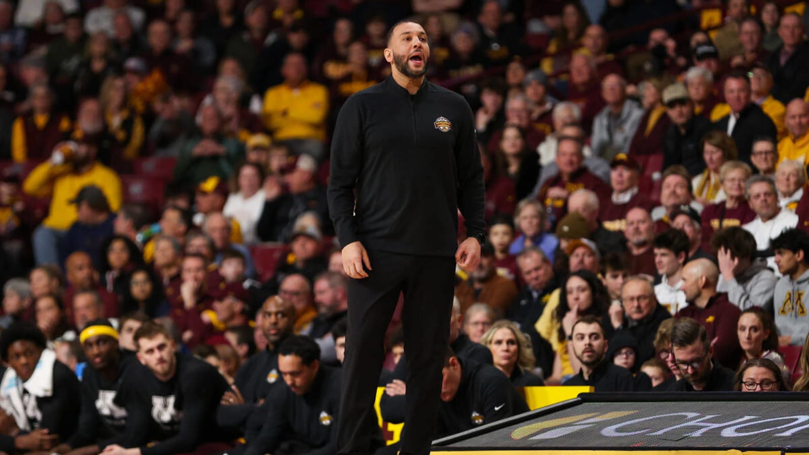 Gophers offer top center recruit Tommy Ahneman