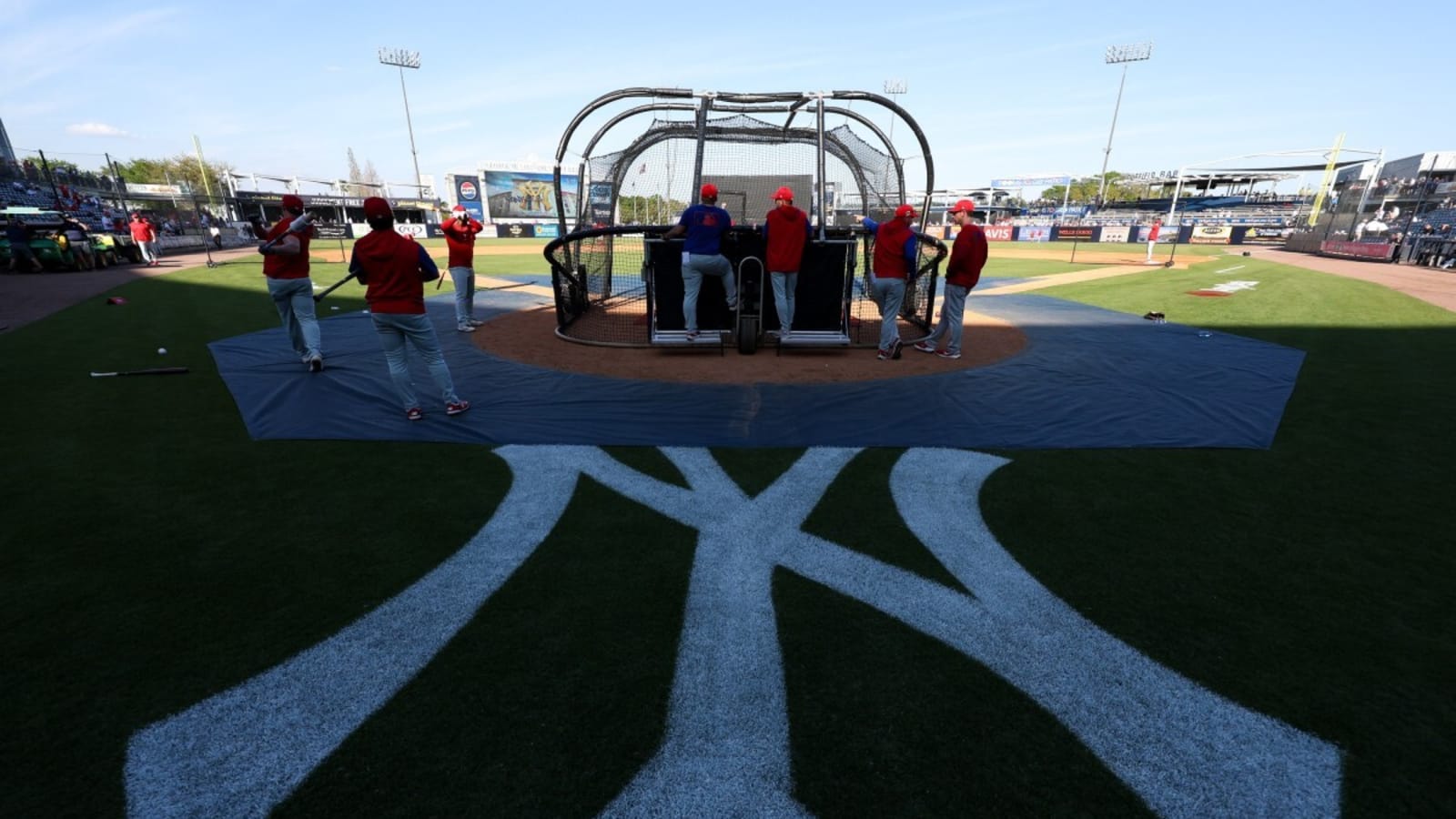 Yankees’ $10,000 Prospect Turns Heads With Jaw-Dropping Spring Breakout Performance