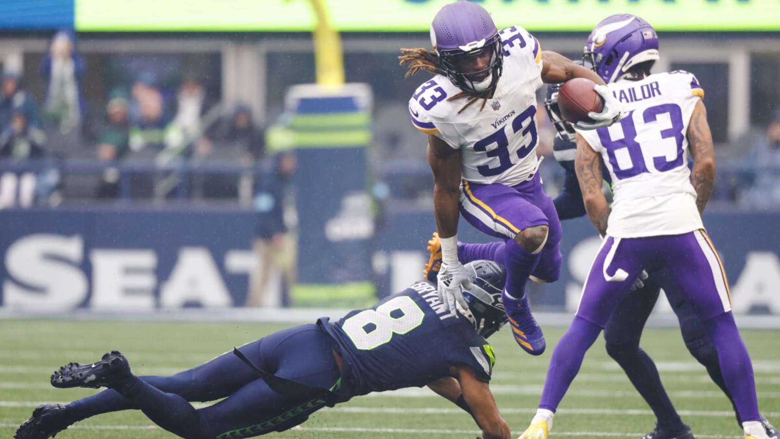 Vikings injury report brings good news for RB Aaron Jones, Harrison Smith remains