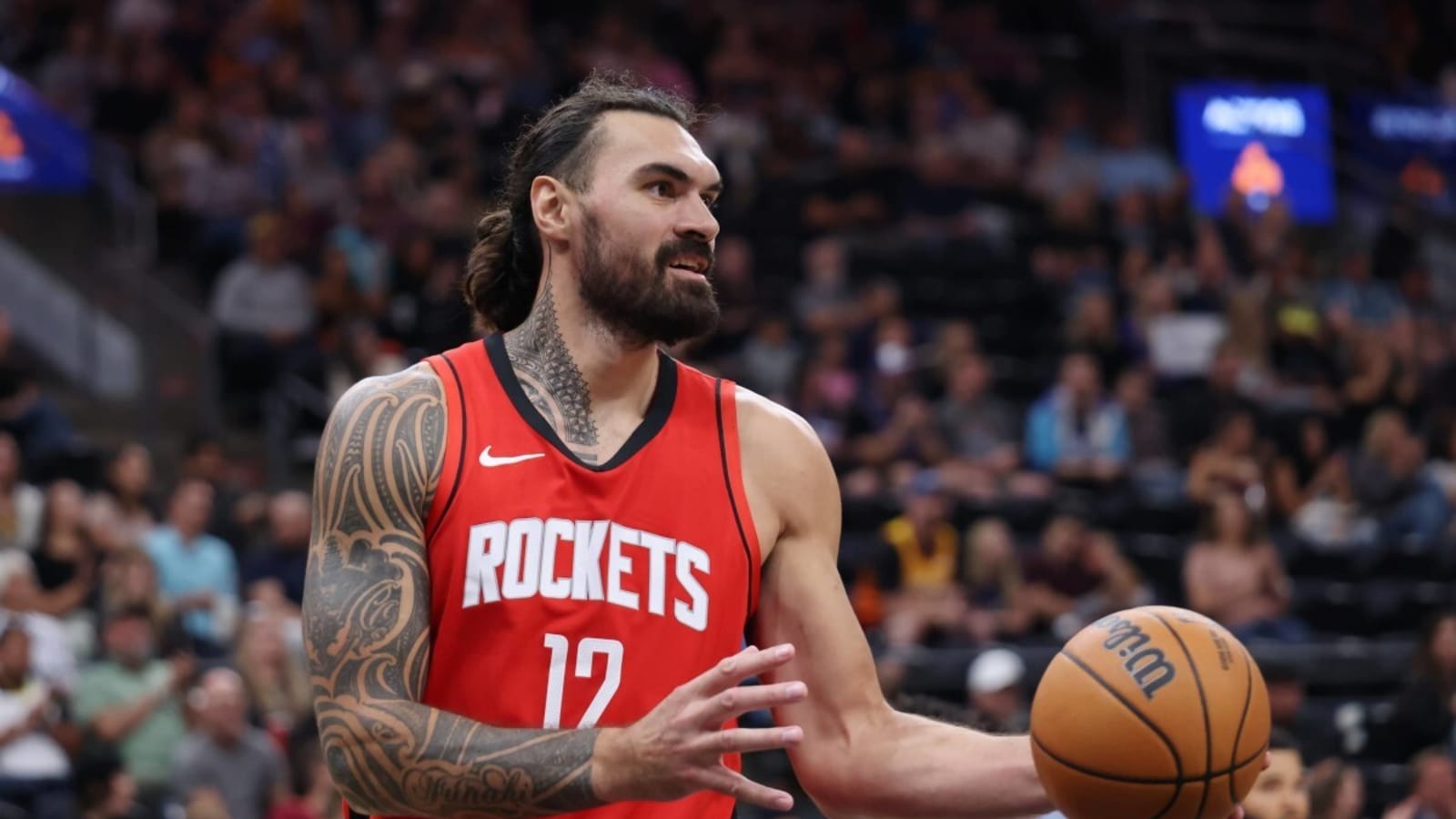 Steven Adams Shows Off His Strength, Grabs The Ball, And Easily Lifts Keldon Johnson