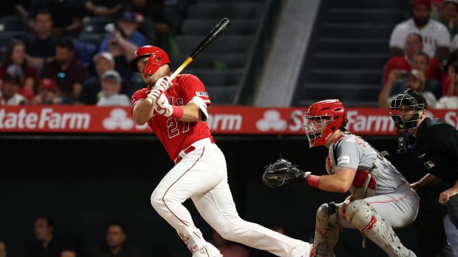 Maddon back with Angels