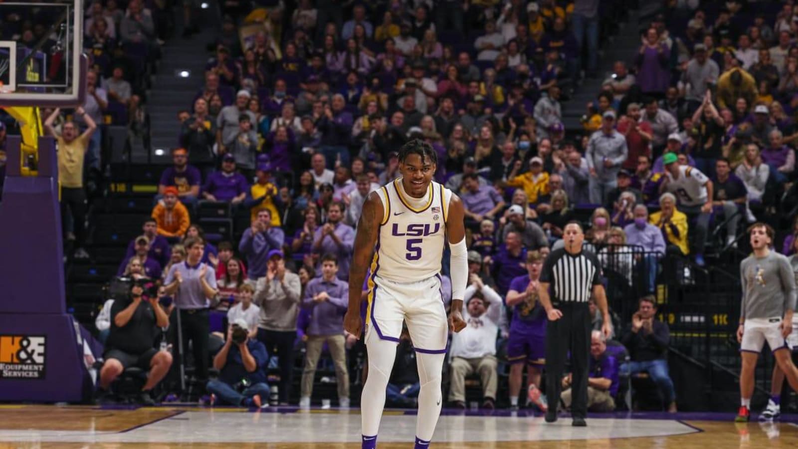 Notebook: LSU Basketball Trending in Right Direction Under Matt McMahon