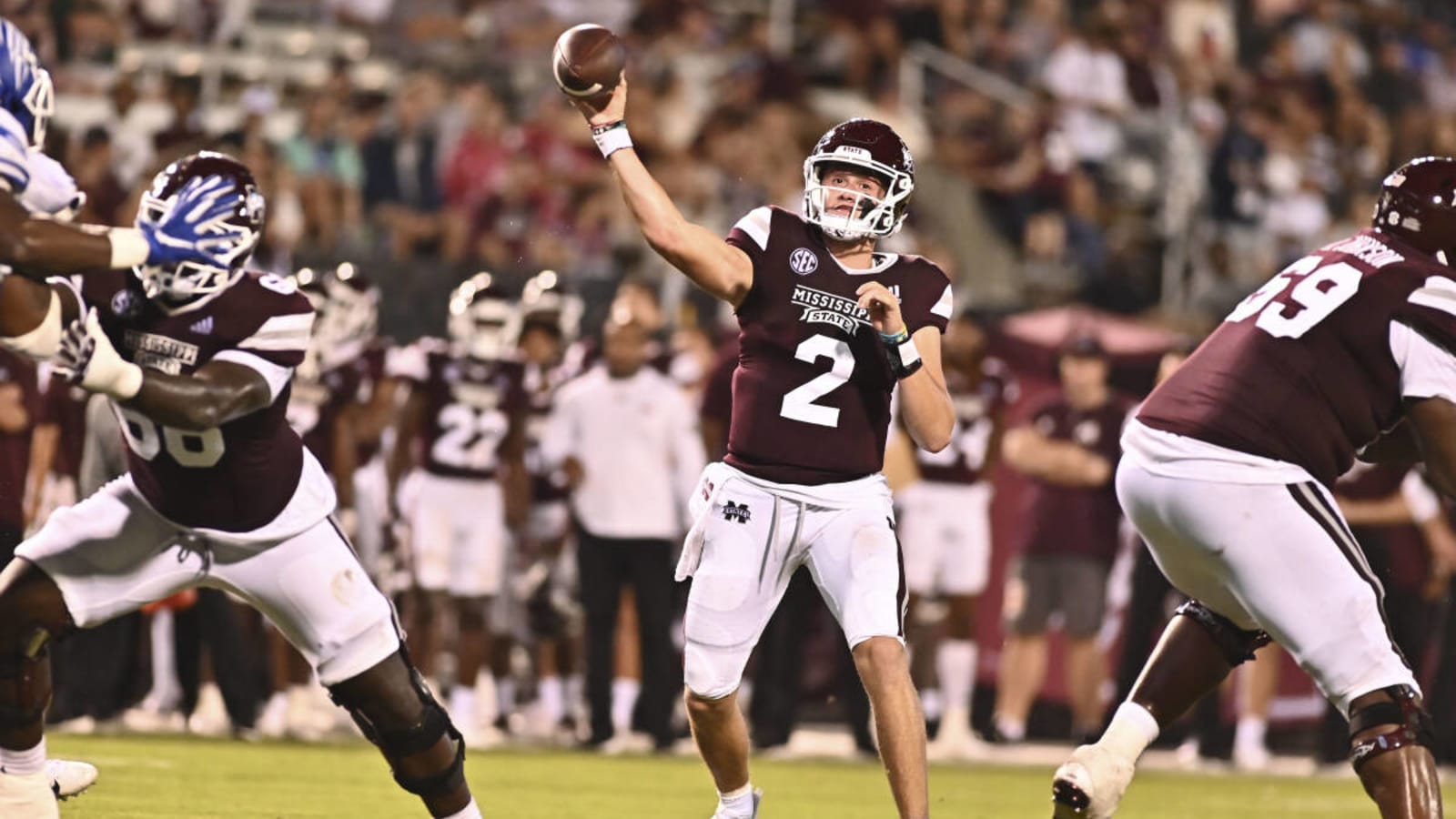 Should Auburn reach out to former Mississippi State quarterback Will Rogers?