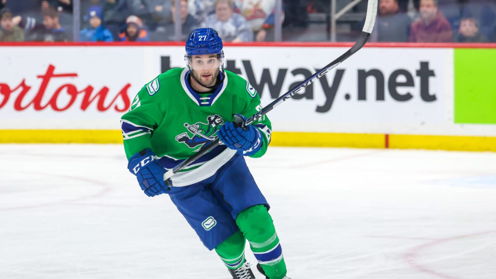 Canucks Prospects Report: Lekkerimaki, Sasson, Alriksson & More