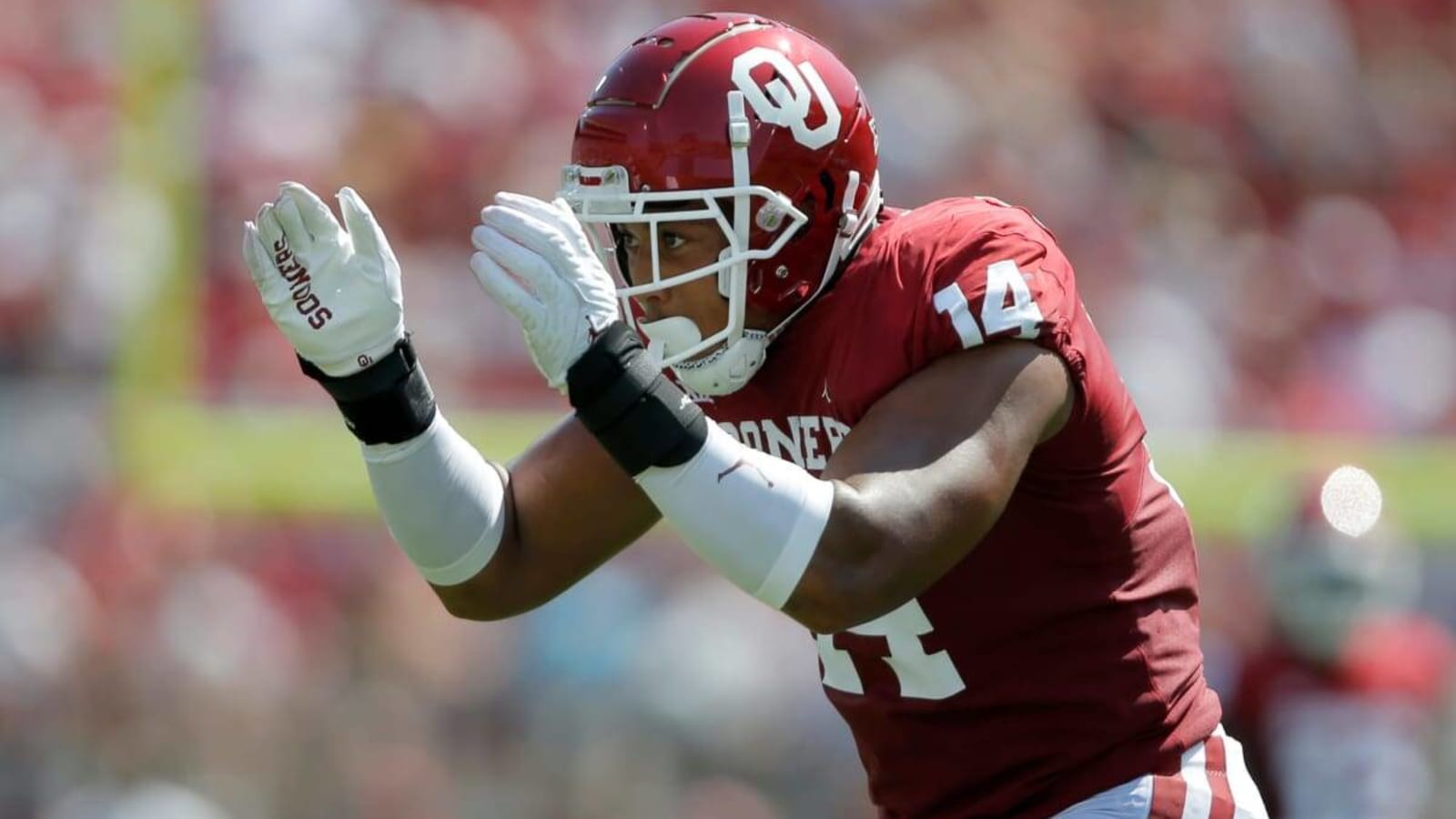 Why Oklahoma&#39;s Reggie Grimes Credits Confidence, Chemistry For Early Breakout