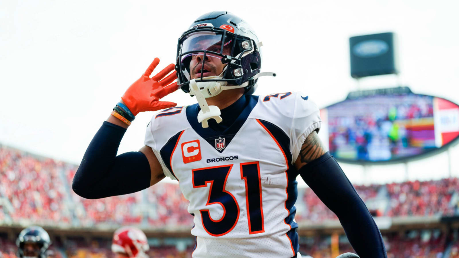 Patrick Mahomes' kryptonite just signed with one of the Chiefs' 2025
