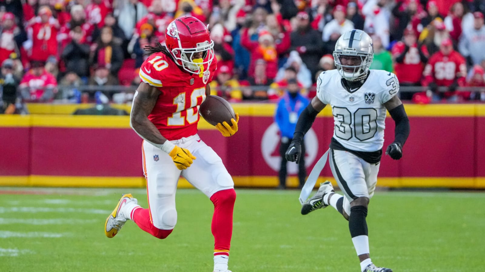 Chiefs RB Isiah Pacheco speaks on his return, praises teammates and training staff for getting him there