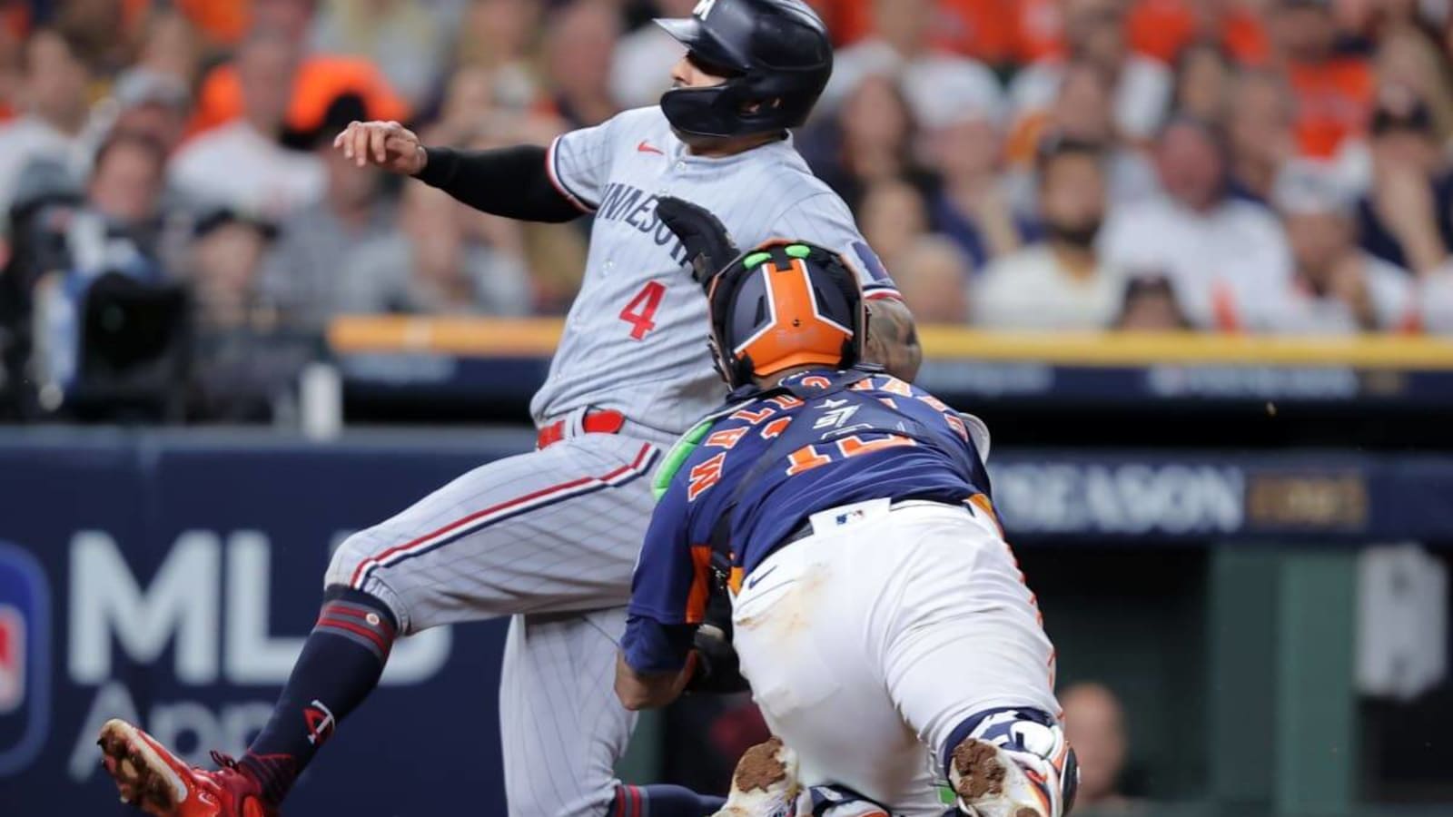 Carlos Correa has 2 HRs, 4 RBIs to lead Astros over A's