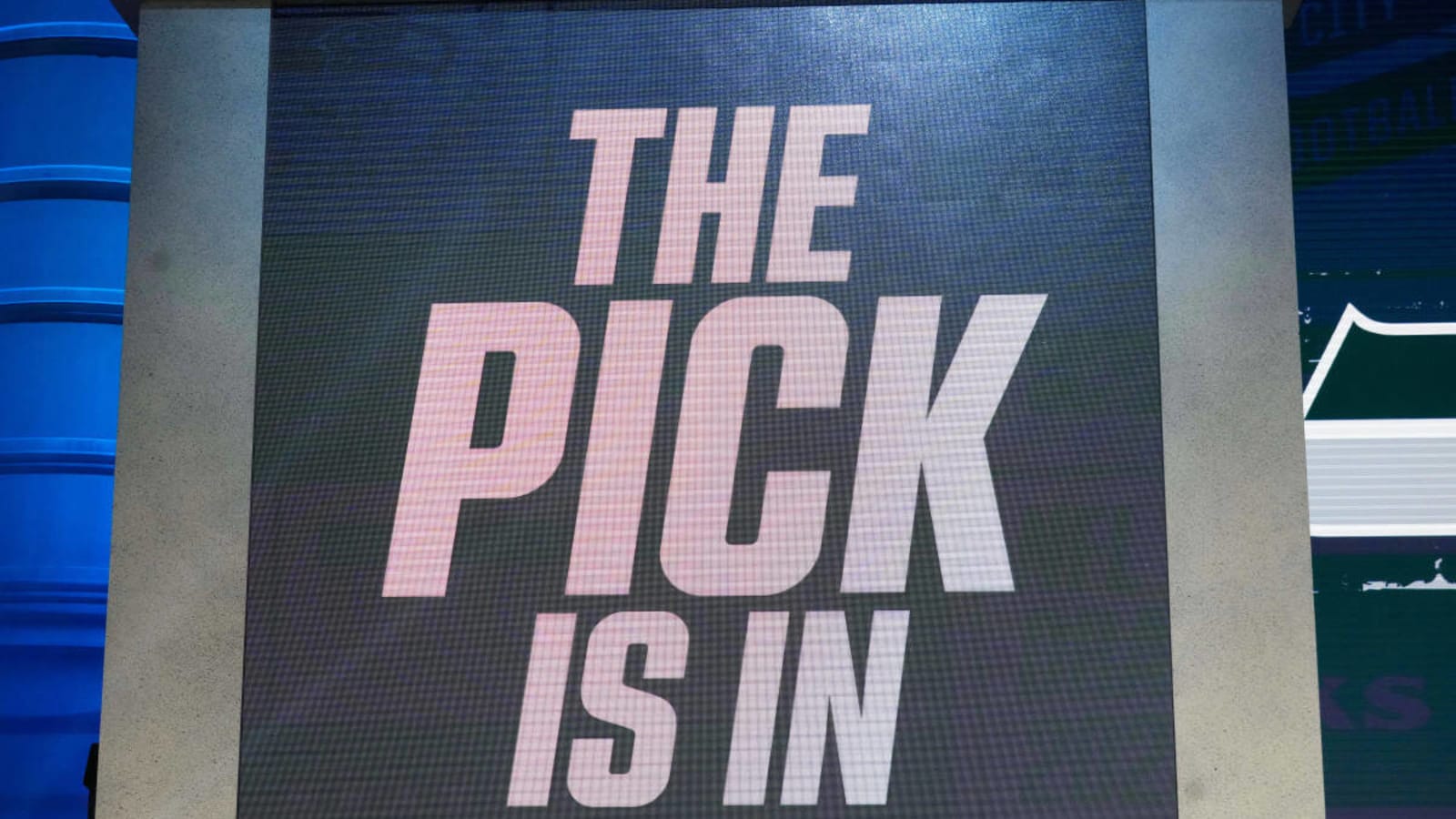 Chicago Bears 7-Round Mock Draft 2.0
