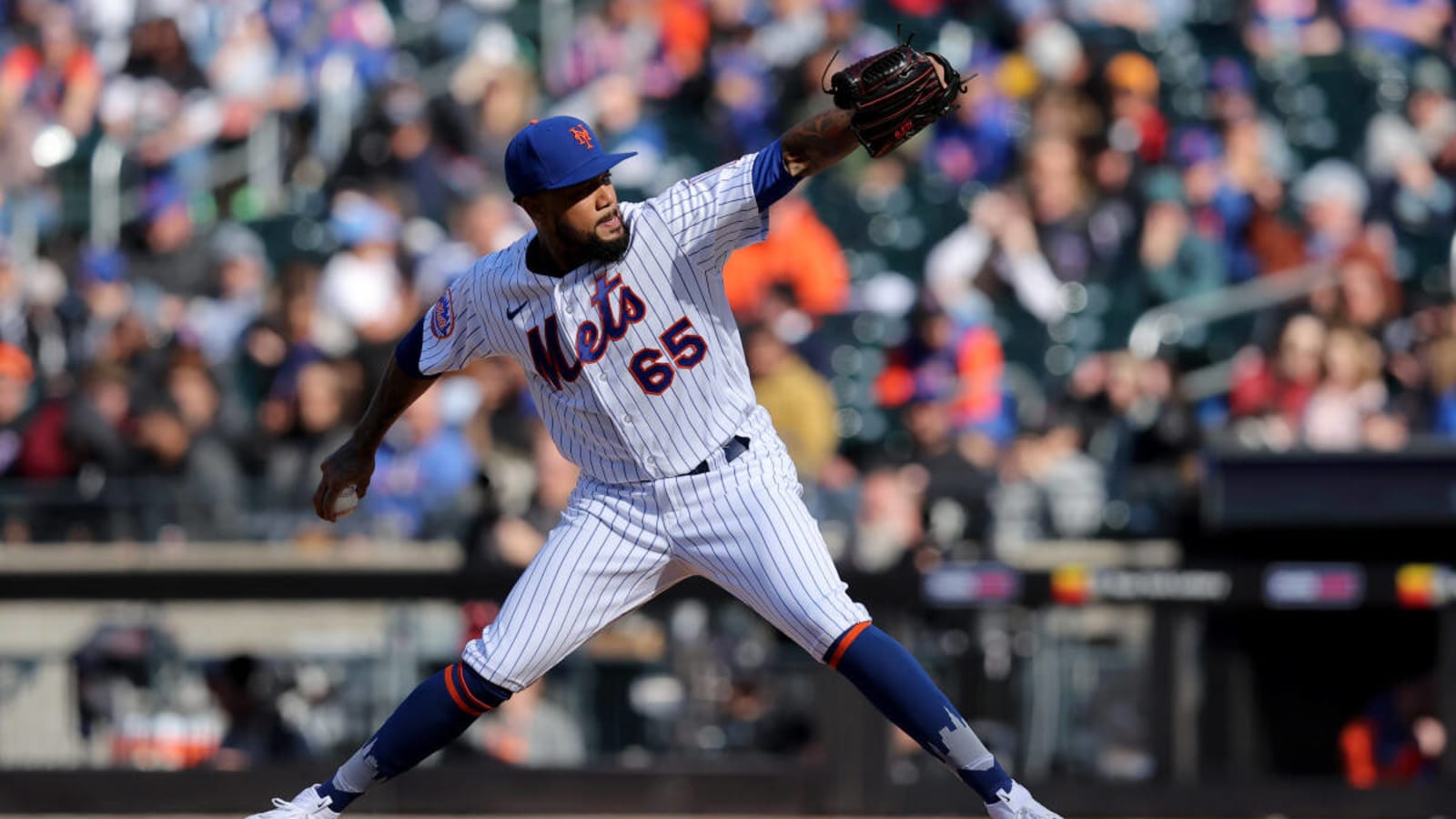 Yankees Sign Former Mets Reliever