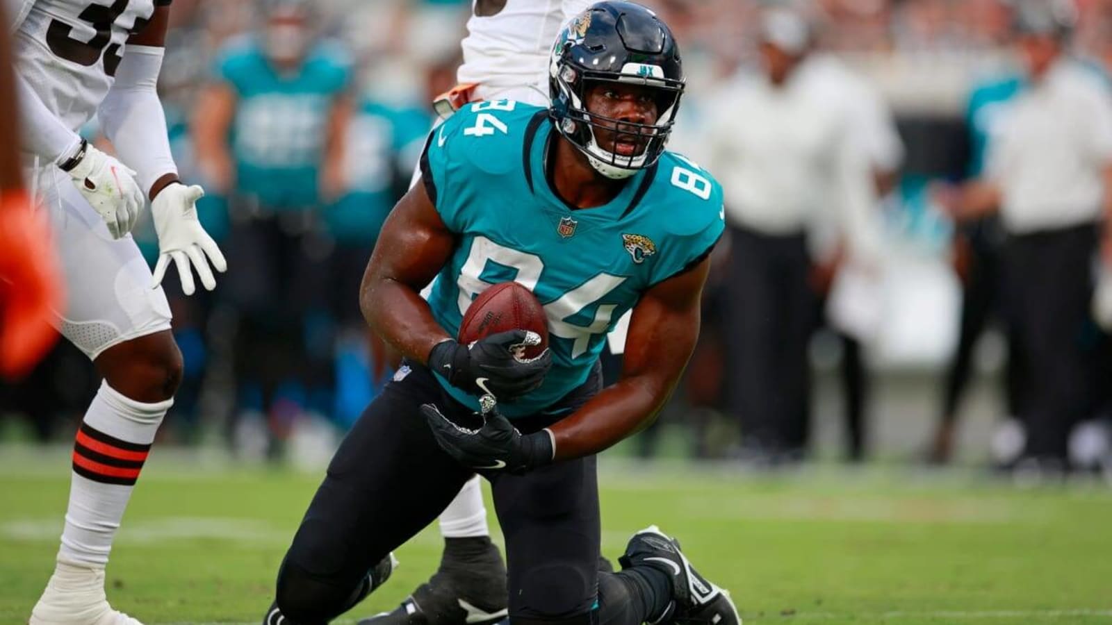 2023 Free Agency: Jaguars Projected to Gain Comp Picks For Jawaan Taylor, Chris Manhertz