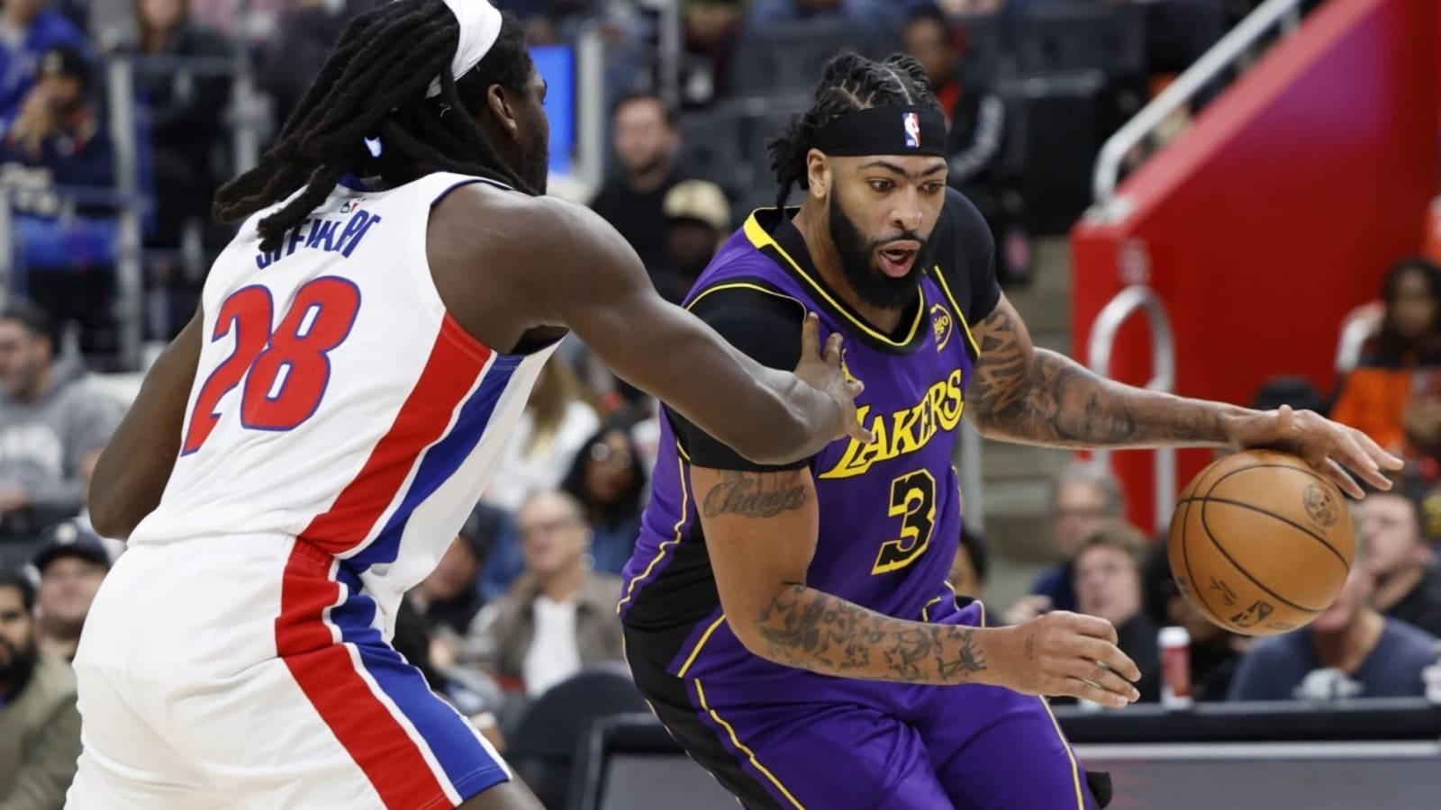 Anthony Davis Opens Up On Severity Of Ankle Injury After Bad Fall In Lakers Loss