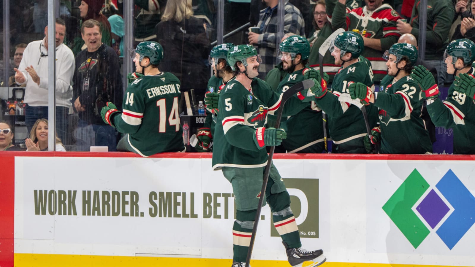 Wild score four unanswered to beat Blues, but lose Brock Faber to injury