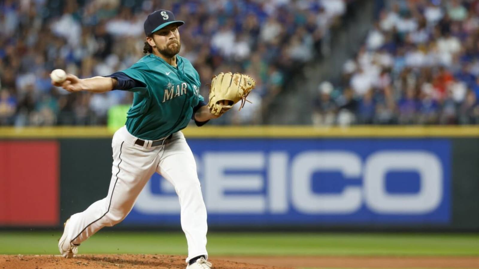 Former Seattle Mariners Stud Reliever Finds New Home Yet Again This Offseason