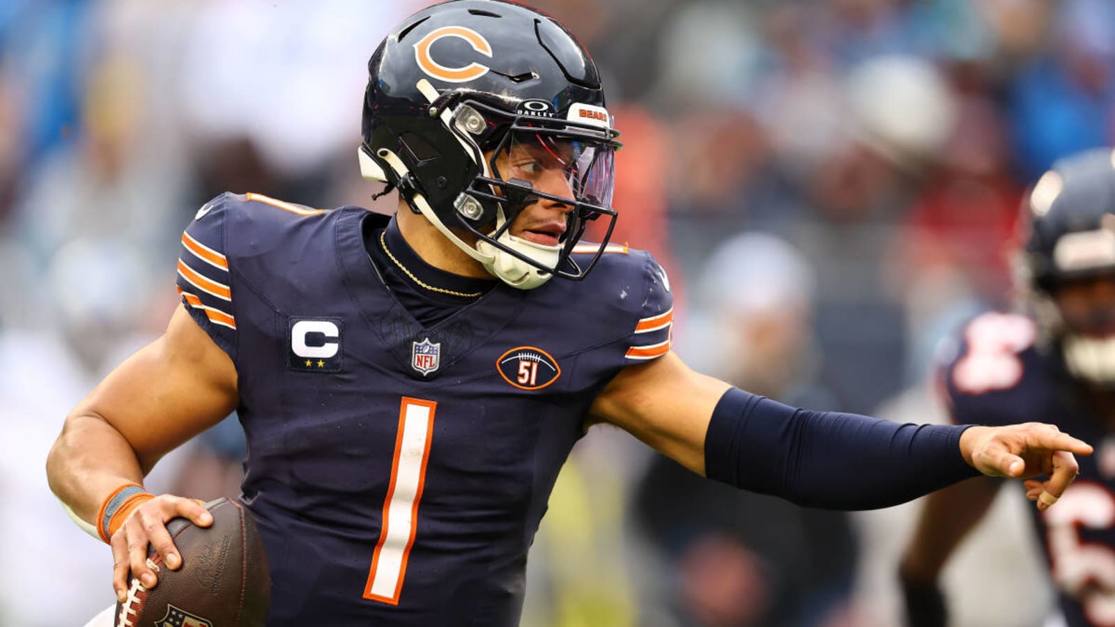 Former Bears QB Justin Fields Had &#39;Toxic Relationships&#39; in Chicago