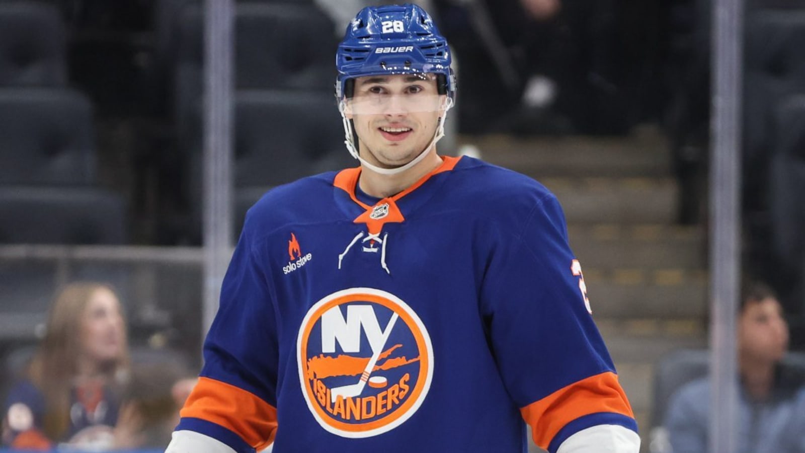 Islanders’ Alexander Romanov out day-to-day with upper-body injury
