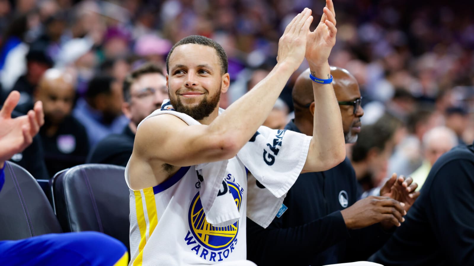 Warriors&#39; Major Steph Curry Flex Draws Attention