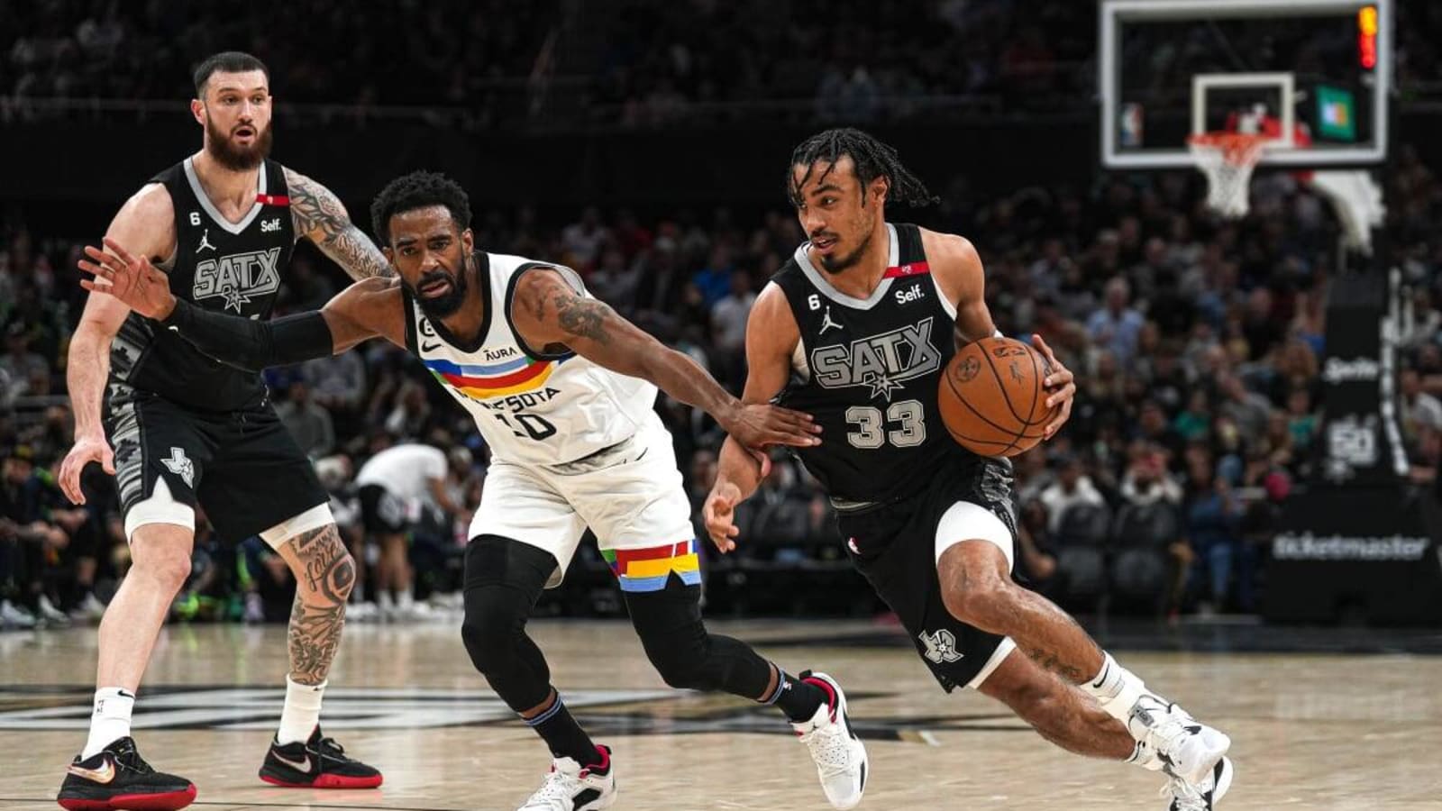 Insider drops 2 names as interesting Wolves point guard options