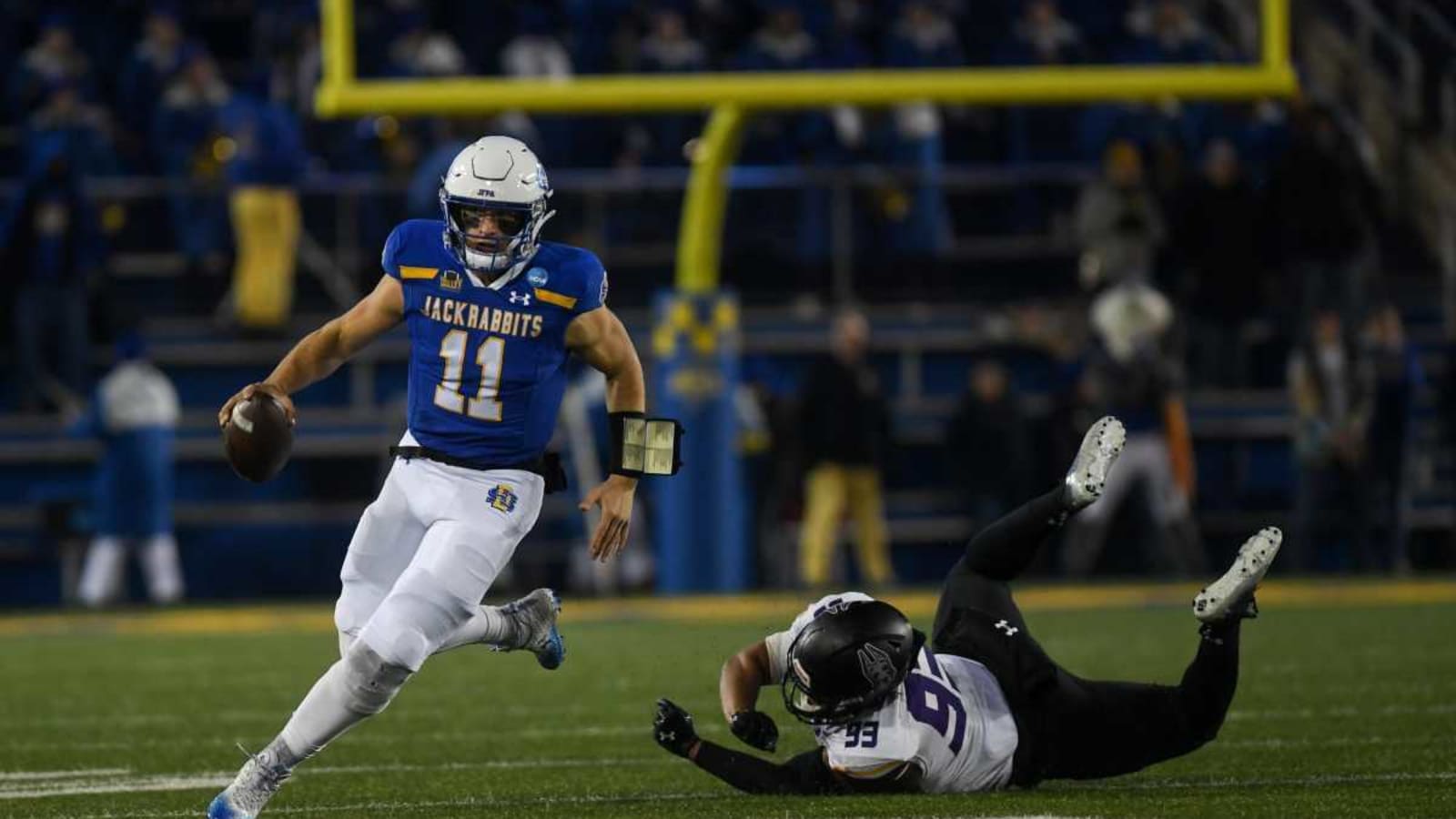 10,000-Yard Quarterback Announces Transfer Portal Decision on Sunday