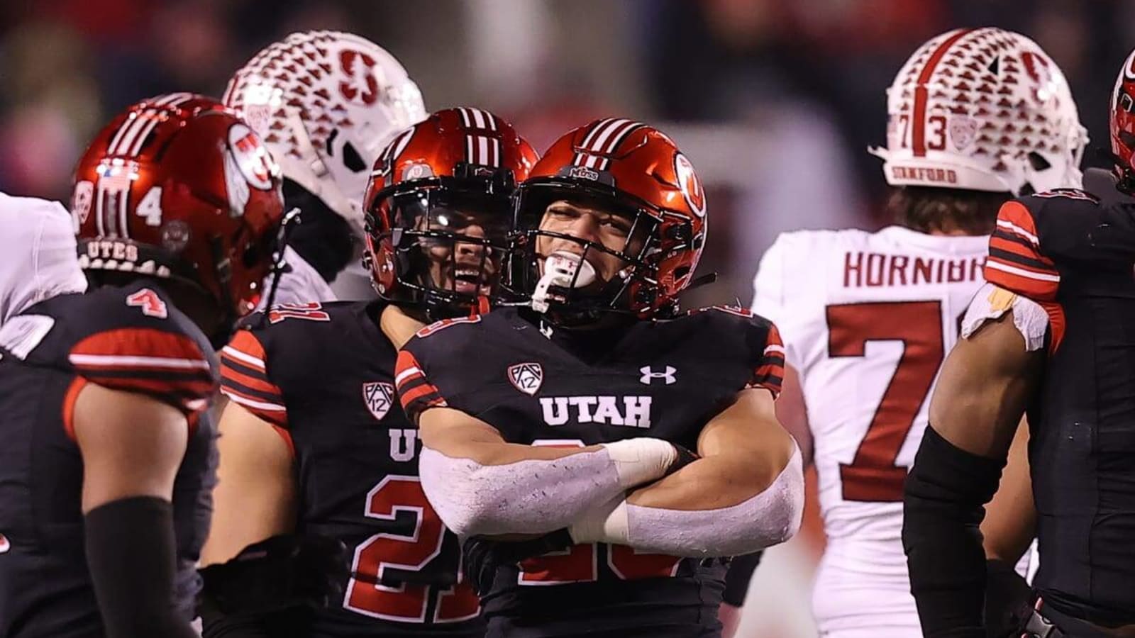 Utah&#39;s Two-Way Star Sione Vaki Named Paul Hornung Award Finalist