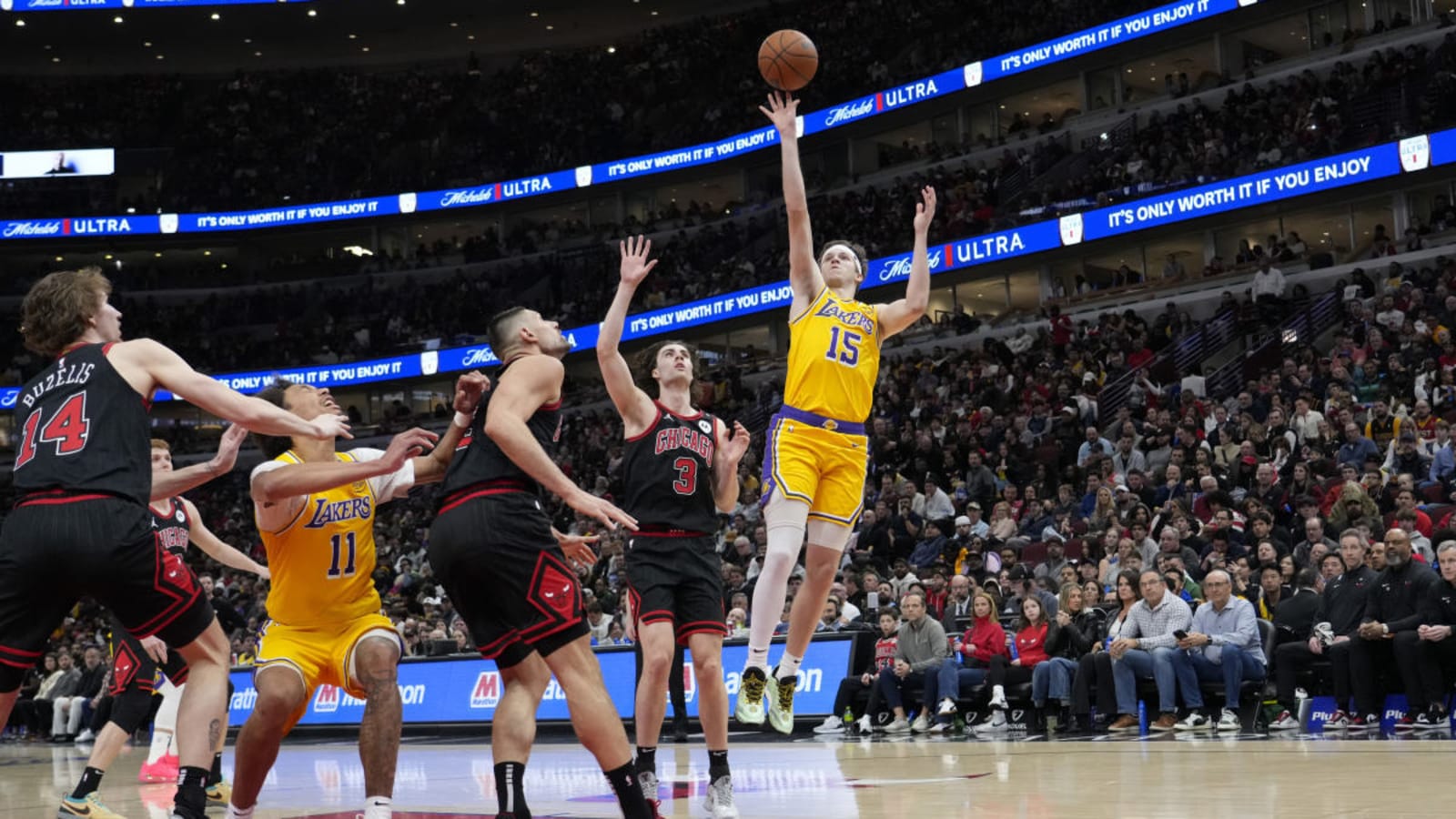 Clutch Chaos Leads to Bulls Win Over Lakers, 119-117