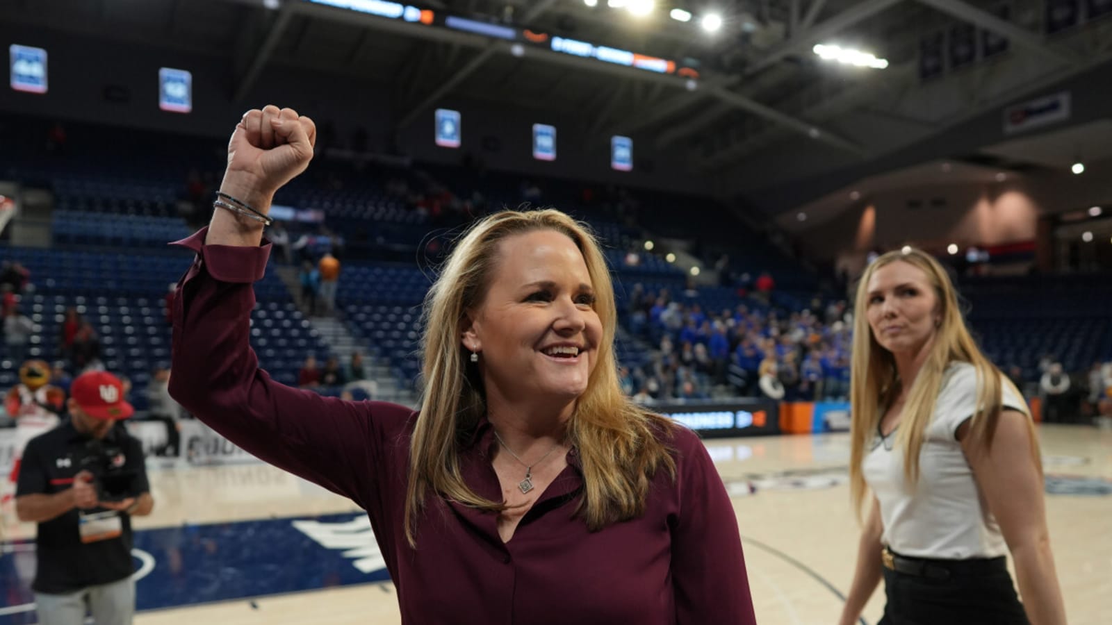 Utah&#39;s Lynne Roberts Thanks Salt Lake City After Landing Los Angeles Sparks Job