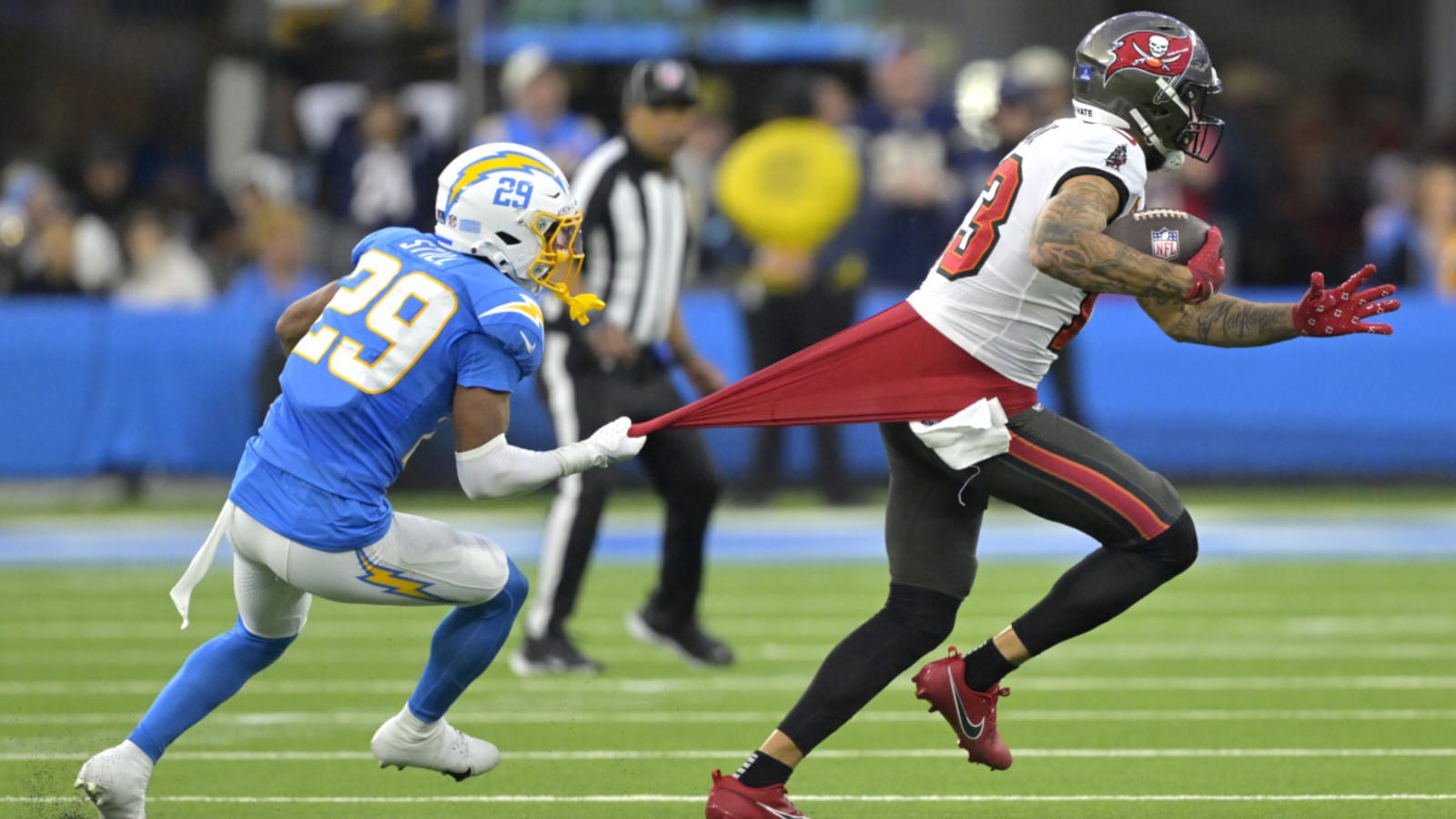What Mike Evans Needs in Week 18 to Unlock $3 Million Bonus
