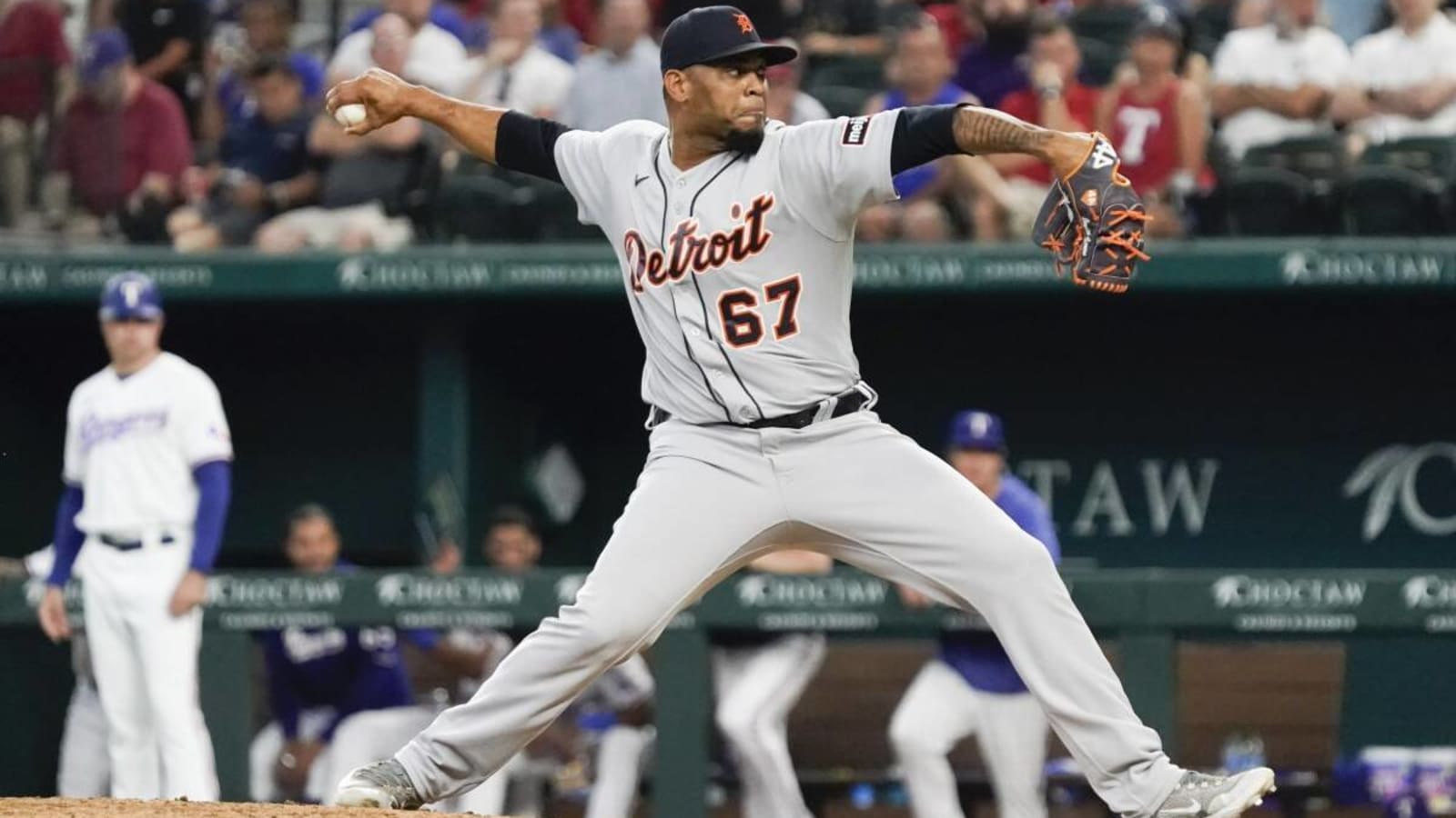 Former Detroit Tigers Reliever Joins Los Angeles Angels Bullpen on One-Year Deal