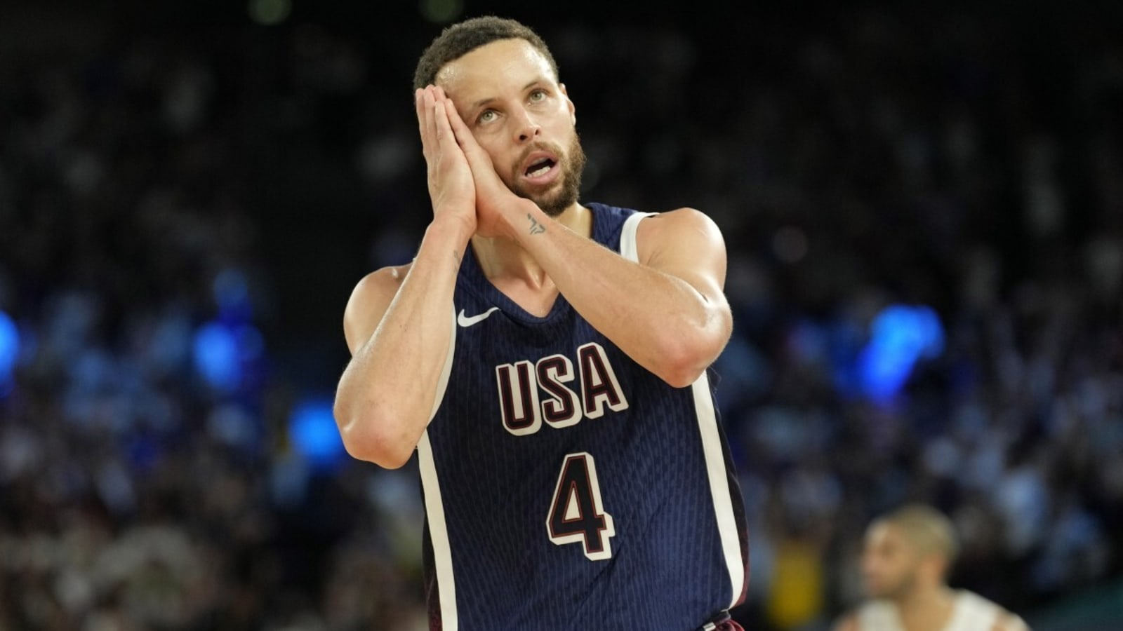 Golden State Warriors Have 'No Intention' Of Letting Stephen Curry Play For Another Team
