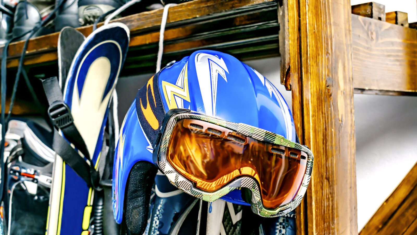 The 10 Best Places To Buy Cheap and Used Ski Gear