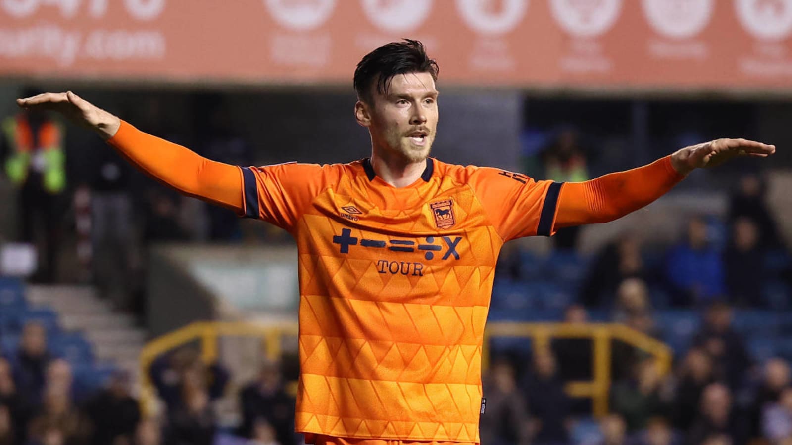 &#39;We tried a lot&#39; - Championship boss sheds light on Kieffer Moore chase